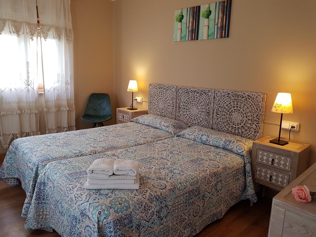 Hotel Azabache Susierra Onís Buitenkant foto