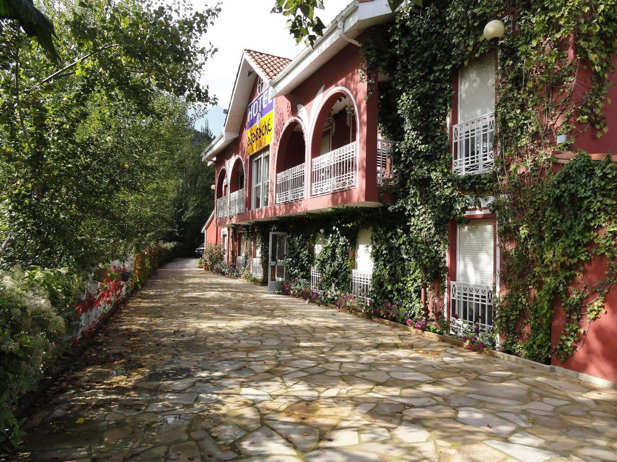 Hotel Azabache Susierra Onís Buitenkant foto