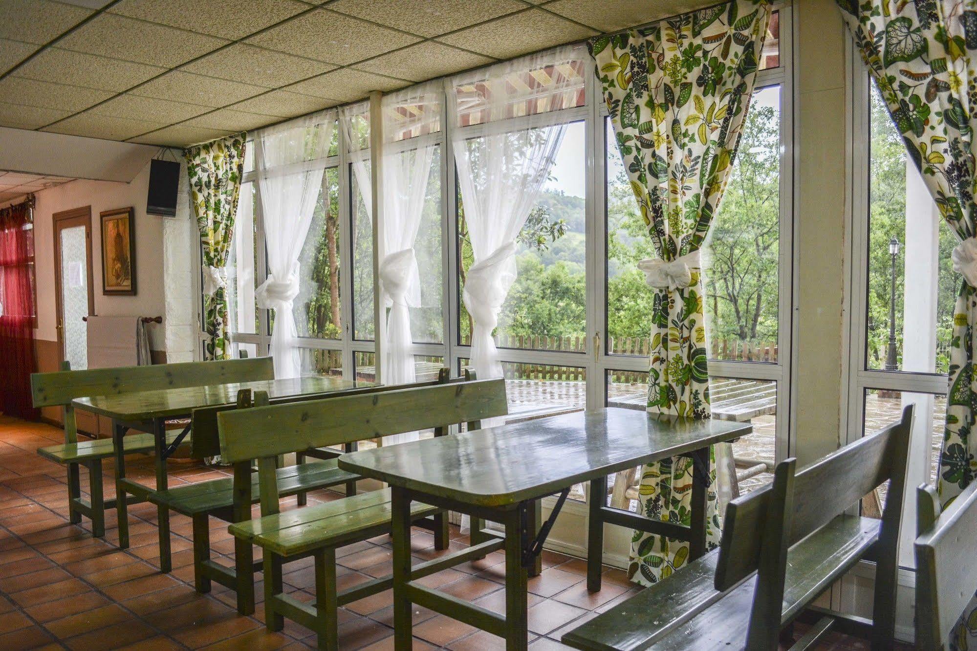 Hotel Azabache Susierra Onís Buitenkant foto
