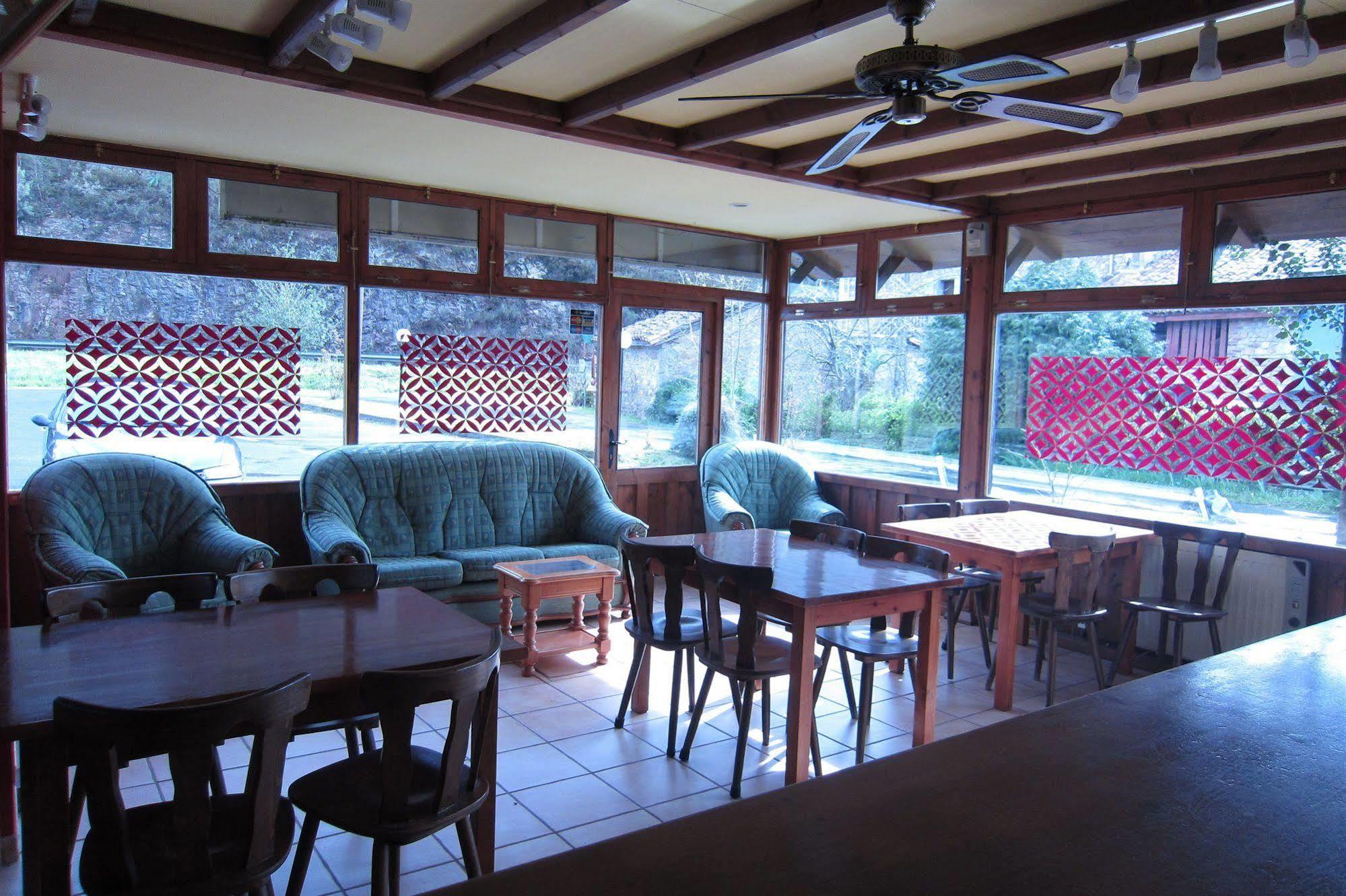 Hotel Azabache Susierra Onís Buitenkant foto